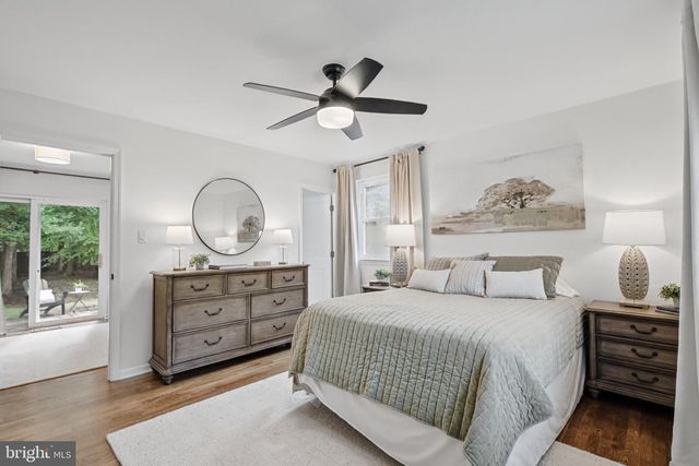 5319 STONINGTON DR, Fairfax, VA 22032