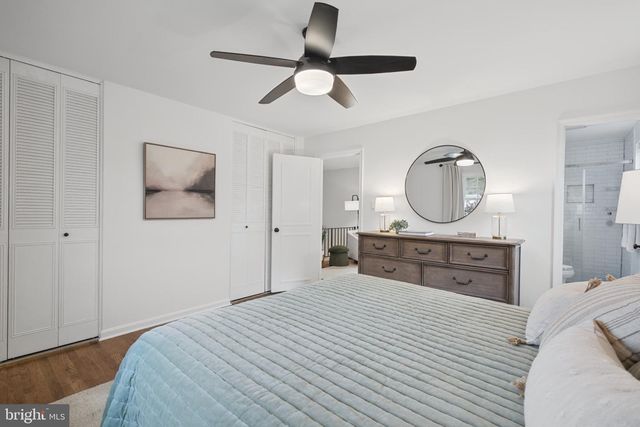 5319 STONINGTON DR, Fairfax, VA 22032
