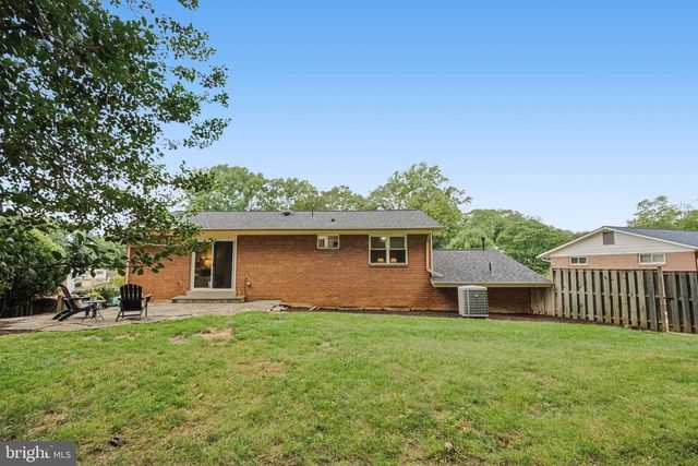 5319 STONINGTON DR, Fairfax, VA 22032