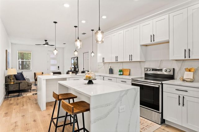 820 E 145TH AVENUE, Tampa, FL 33613