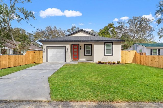 820 E 145TH AVENUE, Tampa, FL 33613