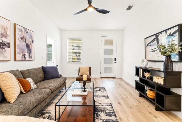 820 E 145TH AVENUE, Tampa, FL 33613