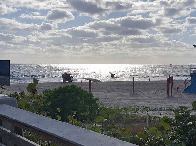 111 BRINY Avenue 12-06, Pompano Beach, FL 33062