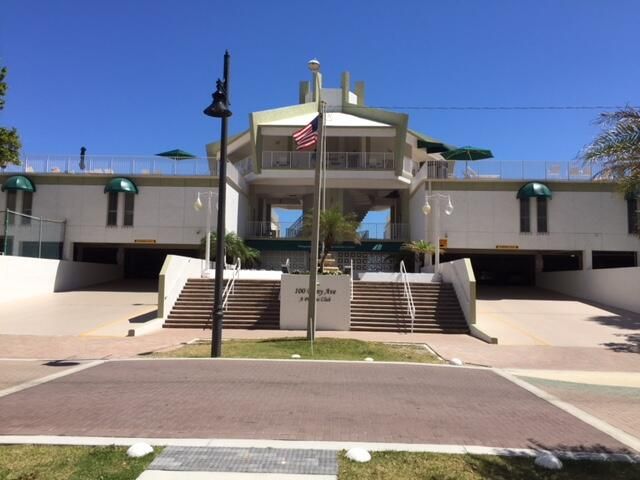 111 BRINY Avenue 12-06, Pompano Beach, FL 33062
