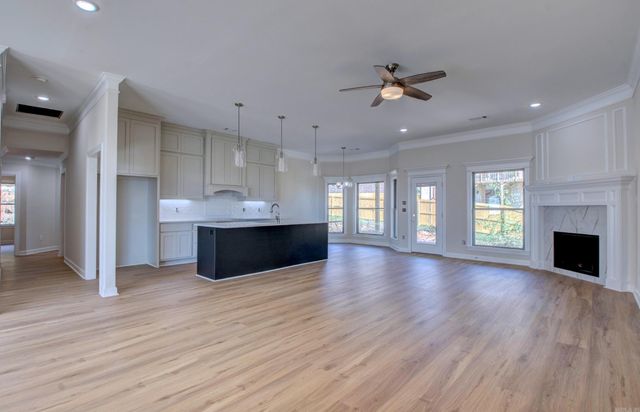 119 Crestview Drive, Maumelle, AR 72113