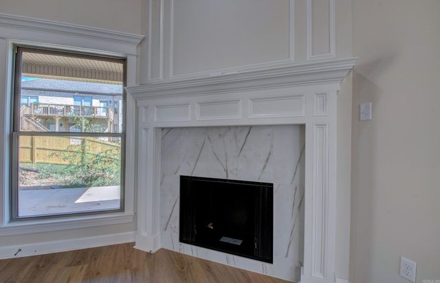 119 Crestview Drive, Maumelle, AR 72113