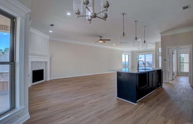 119 Crestview Drive, Maumelle, AR 72113