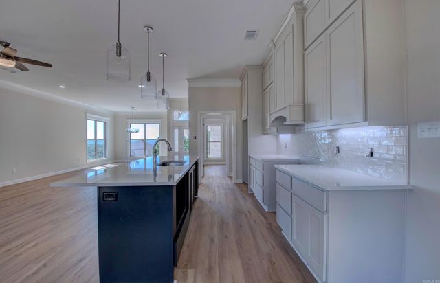 119 Crestview Drive, Maumelle, AR 72113