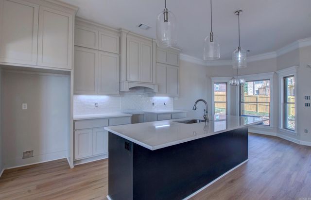 119 Crestview Drive, Maumelle, AR 72113