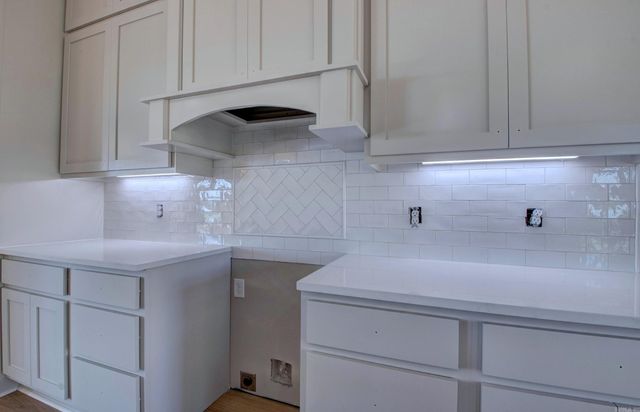 119 Crestview Drive, Maumelle, AR 72113