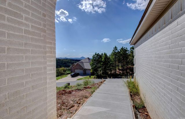 119 Crestview Drive, Maumelle, AR 72113