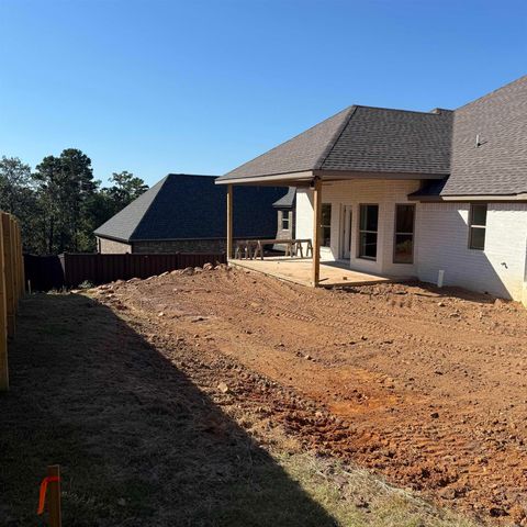 119 Crestview Drive, Maumelle, AR 72113