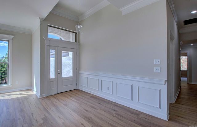 119 Crestview Drive, Maumelle, AR 72113