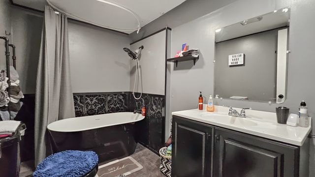 1300 Black Rd, Prospect, TN 38477