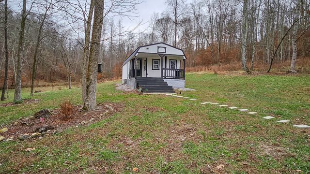 1300 Black Rd, Prospect, TN 38477