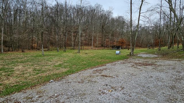 1300 Black Rd, Prospect, TN 38477