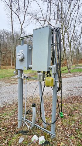 1300 Black Rd, Prospect, TN 38477