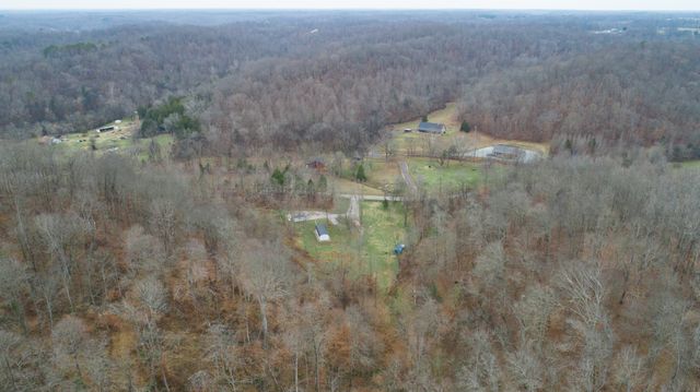 1300 Black Rd, Prospect, TN 38477