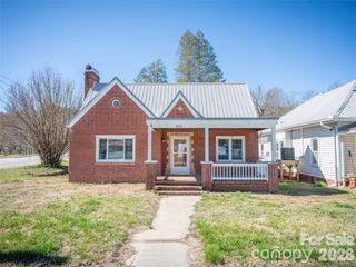 228 Main Street, Rosman, NC 28772