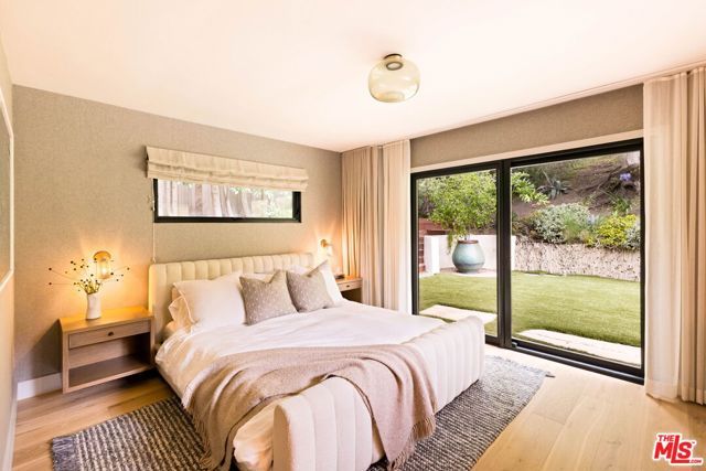 3546 Mandeville Canyon Road, Los Angeles, CA 90049