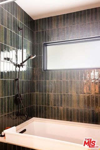 3546 Mandeville Canyon Road, Los Angeles, CA 90049