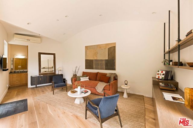 3546 Mandeville Canyon Road, Los Angeles, CA 90049