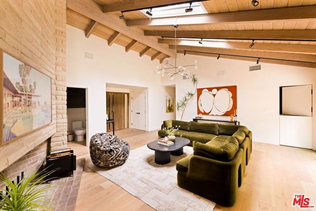 3546 Mandeville Canyon Road, Los Angeles, CA 90049