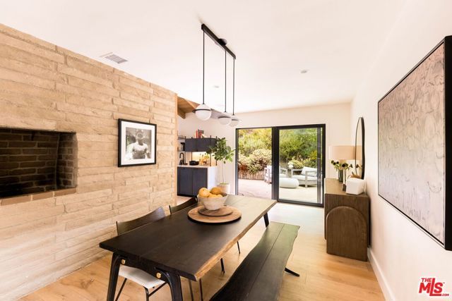 3546 Mandeville Canyon Road, Los Angeles, CA 90049