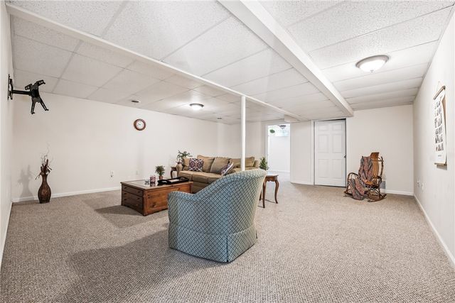 3699 Mitchell Rd, Neshannock Twp, PA 16105