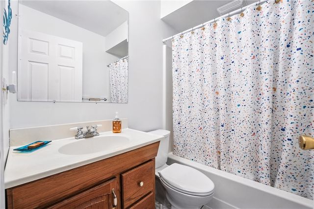 3699 Mitchell Rd, Neshannock Twp, PA 16105