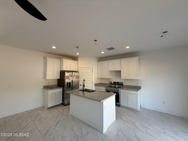 1842 Via Nevada, Rio Rico, AZ 85648