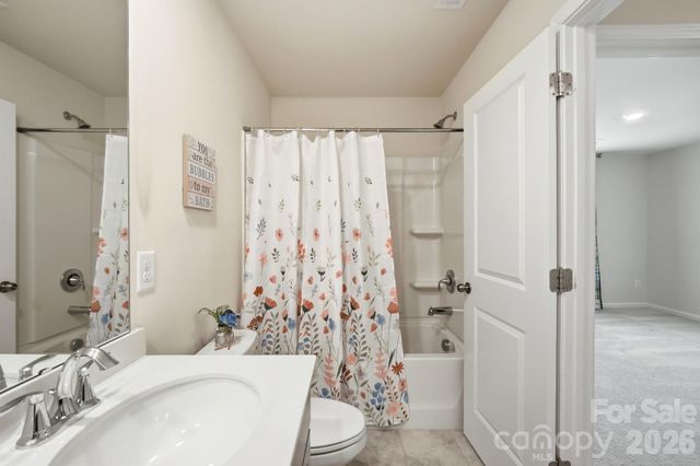3348 Laurel Oak Lane, Gastonia, NC 28056