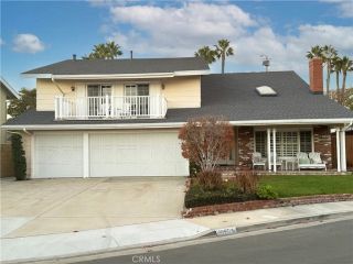 6951 Lawn Haven, Huntington Beach, CA 92648