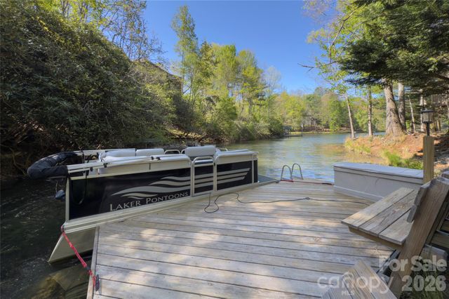 960 Middle Connestee Trail, Brevard, NC 28712