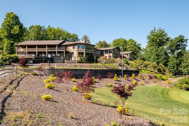 960 Middle Connestee Trail, Brevard, NC 28712
