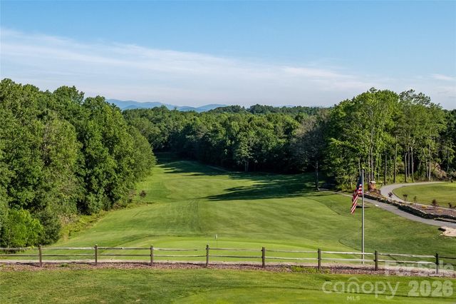 960 Middle Connestee Trail, Brevard, NC 28712