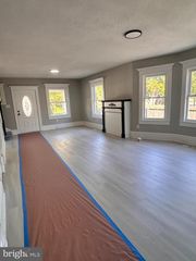 3 NAYLOR AVE, Penns Grove, NJ 08069
