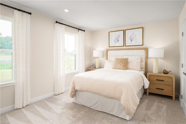 207 Miriam DR, Moyock, NC 27958