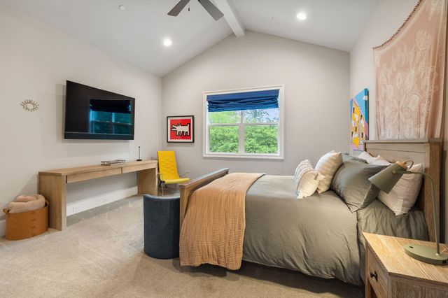 634 Knipp Road, Houston, TX 77024