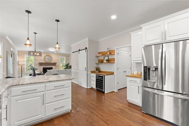 305 Willow Oak Court, Alpharetta, GA 30005