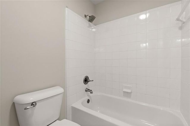 305 Willow Oak Court, Alpharetta, GA 30005