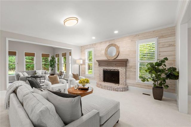 305 Willow Oak Court, Alpharetta, GA 30005