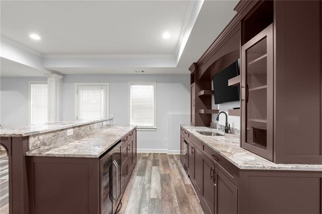 305 Willow Oak Court, Alpharetta, GA 30005