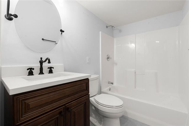 305 Willow Oak Court, Alpharetta, GA 30005