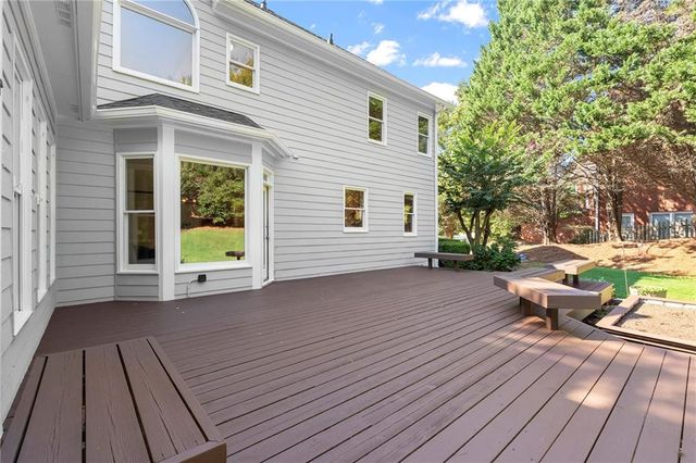 305 Willow Oak Court, Alpharetta, GA 30005