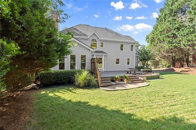 305 Willow Oak Court, Alpharetta, GA 30005