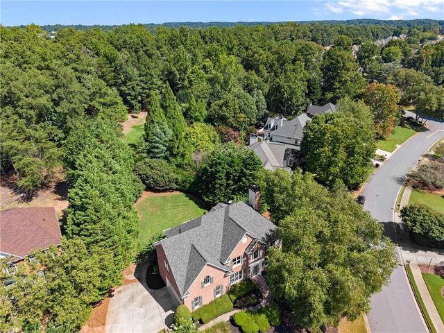 305 Willow Oak Court, Alpharetta, GA 30005
