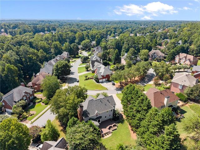 305 Willow Oak Court, Alpharetta, GA 30005