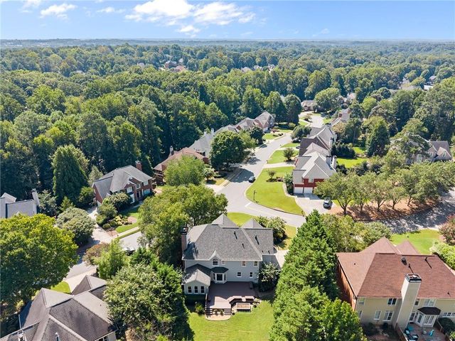 305 Willow Oak Court, Alpharetta, GA 30005