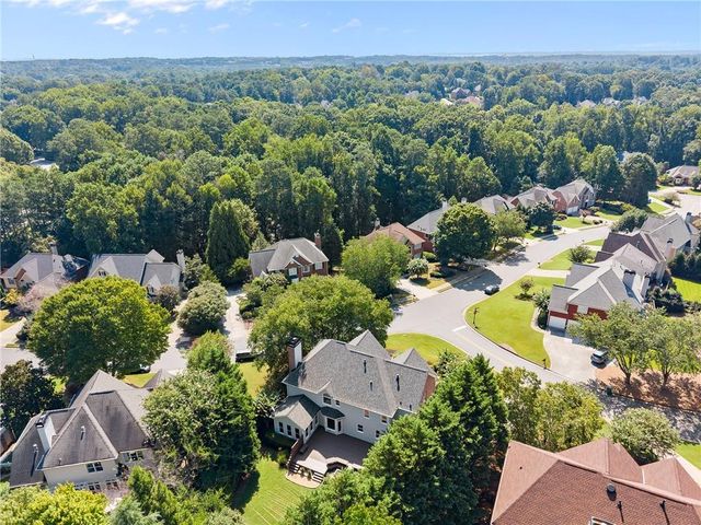305 Willow Oak Court, Alpharetta, GA 30005